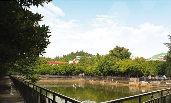 四川省成都市金秋颐养中心